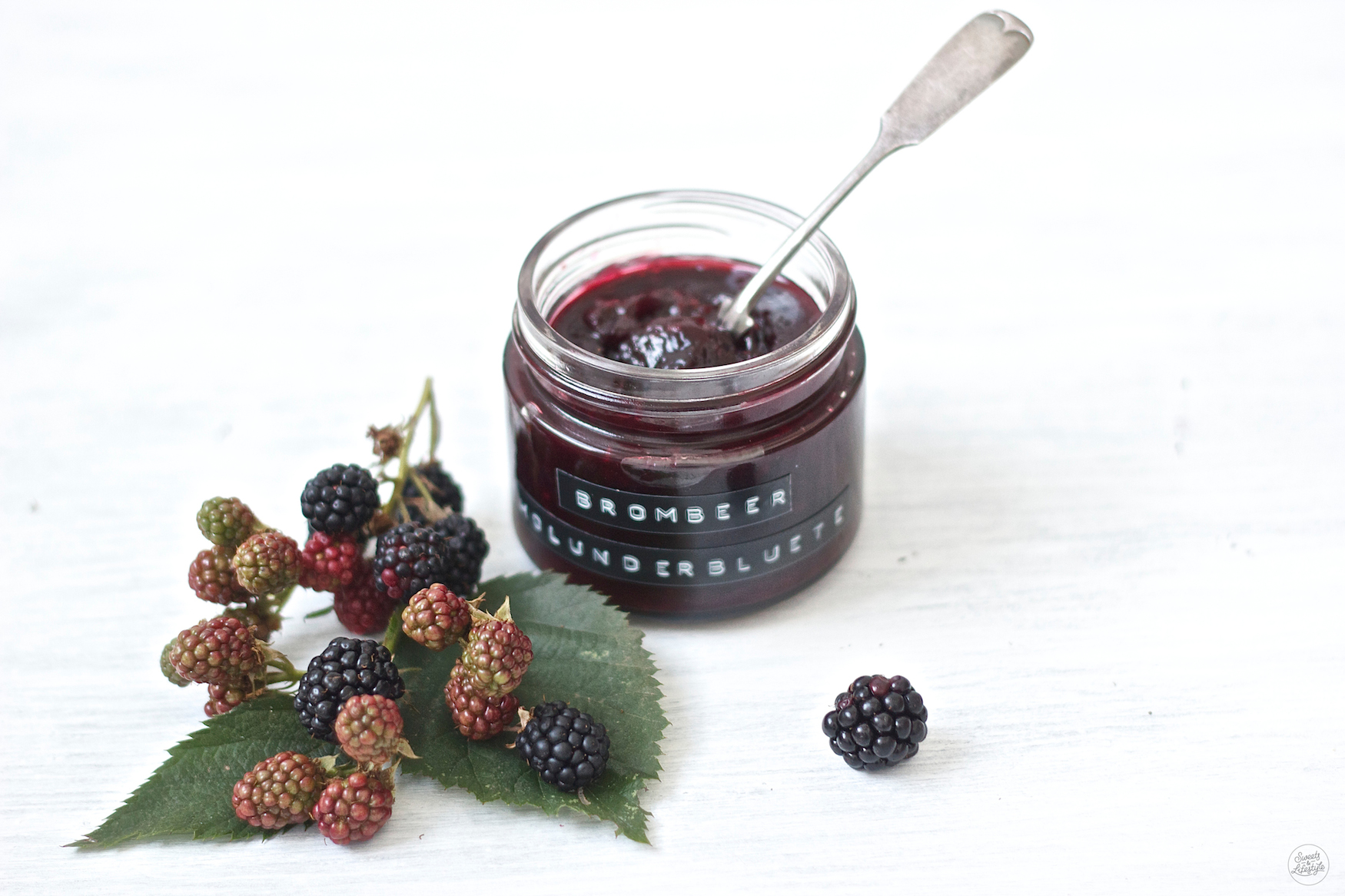 Brombeer Holunderblüten Marmelade - Sweets and Lifestyle