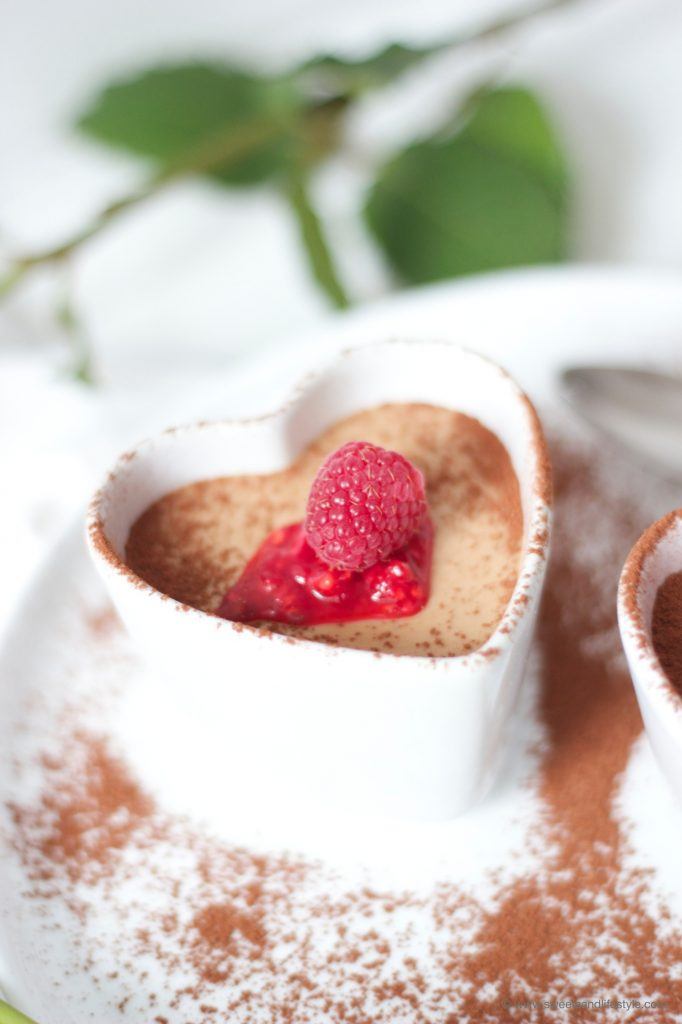 Mousse au Chocolat mit Himbeeren zum Valentinstag von Sweets and Lifestyle