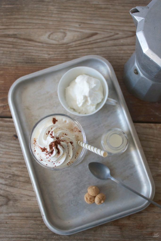 Koestlicher Eiskaffee mit Amaretto selbstgemacht von Sweets and Lifestyle