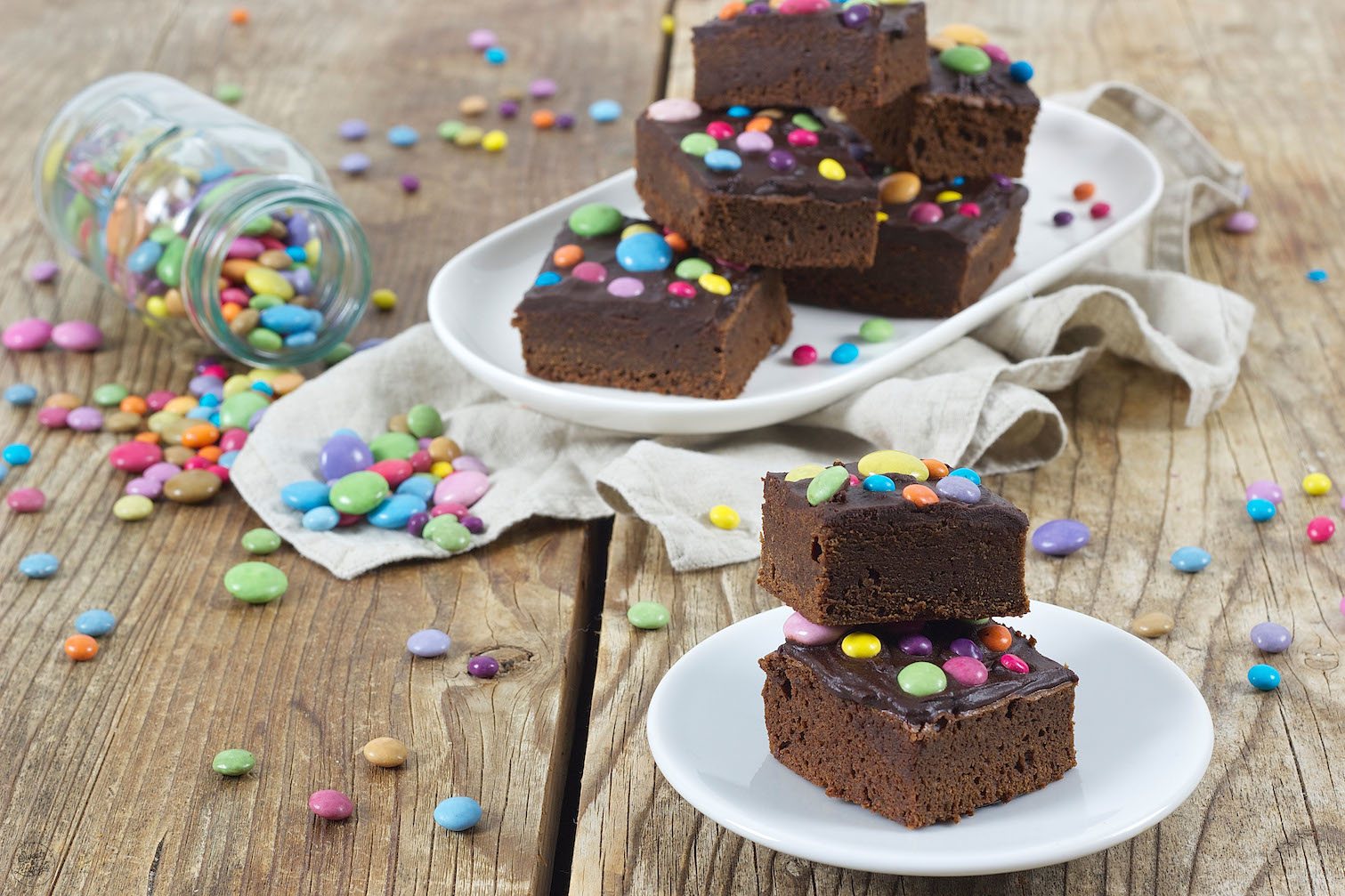 Saftige Brownies mit Smarties - Rezept - Sweets &amp; Lifestyle®