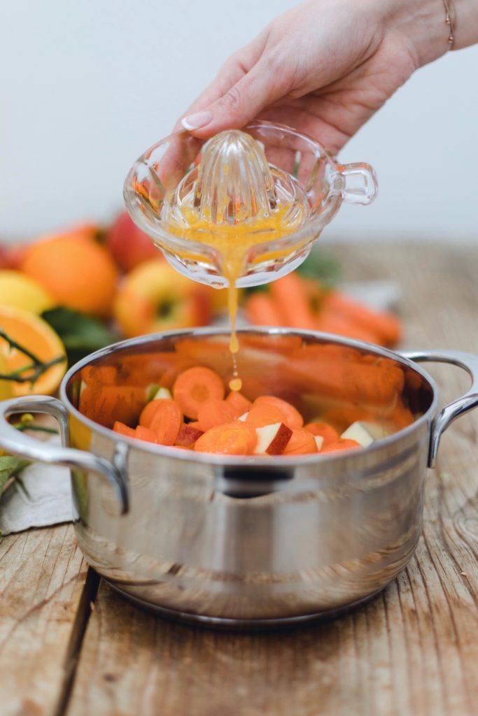 Frisch gepresster Orangensaft als Zutat für die Ostermarmelade von Sweets & Lifestyle®