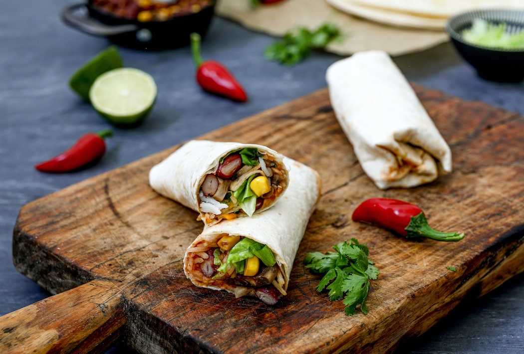 Vegetarische Burritos mit Reis und Bohnen - Rezept - Sweets &amp; Lifestyle®