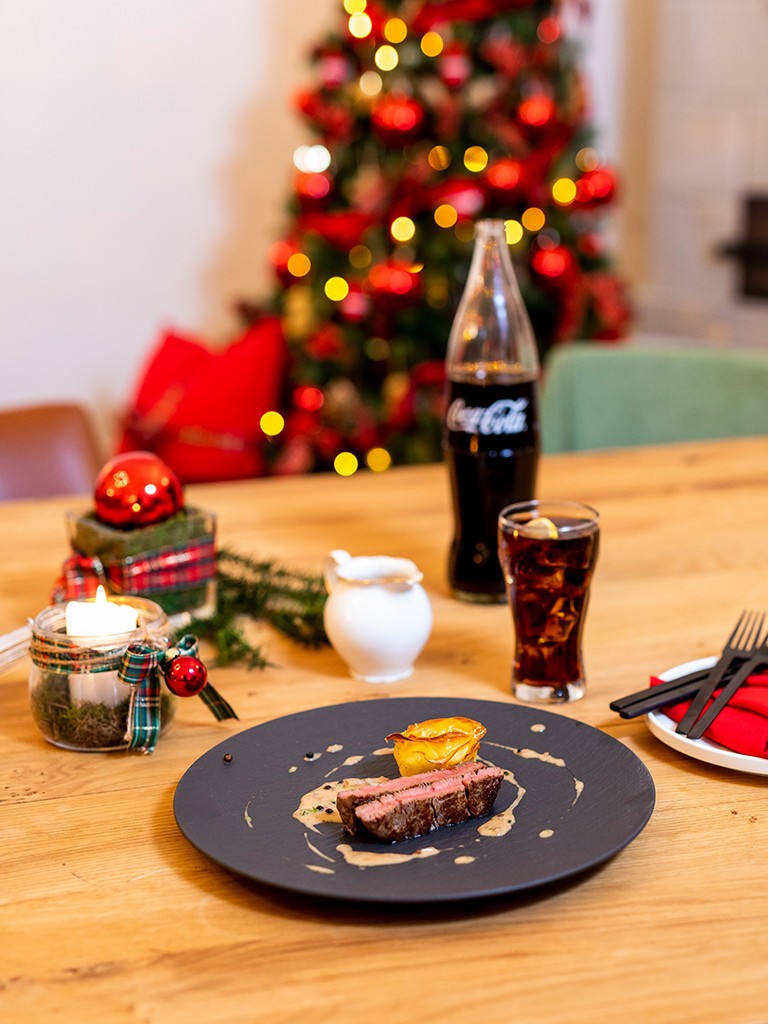 Steak mit Pfeffersauce und Kartoffelgratin Roeschen als Weihnachtsessen nach einem Rezept von Sweets & Lifestyle®