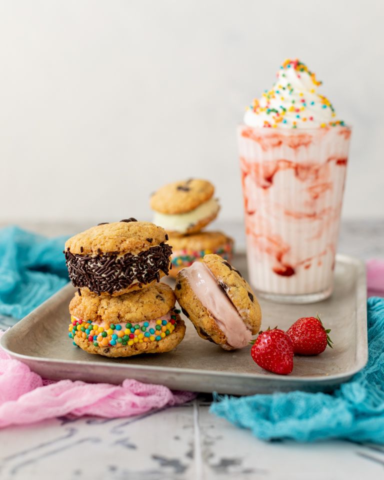 Leckere selbst gemachte Ice Cream Cookies nach einem Rezept von Foodbloggerin Verena Pelikan